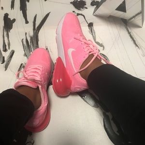pink 270s